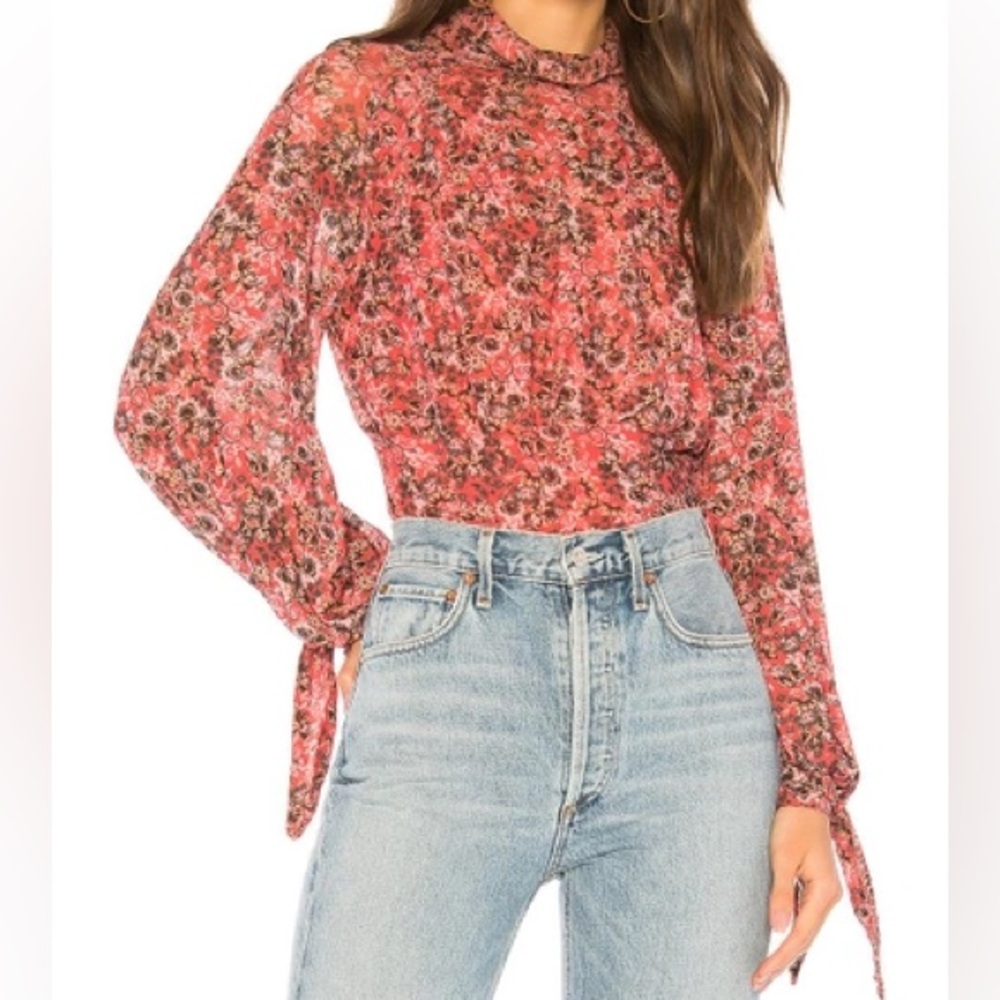 Free People Size Extra Small All Dolled Up Floral Top Red Combo Floral Cropped